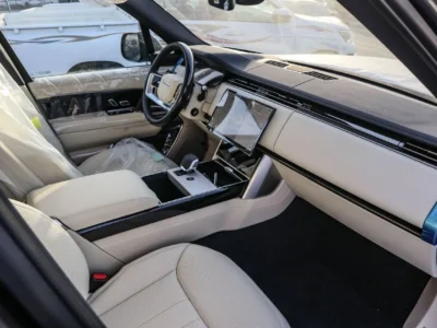 2026 Land Rover Range Rover HSE P400 3.0L Inline 6-Cylinder Turbocharged Brown White SUV