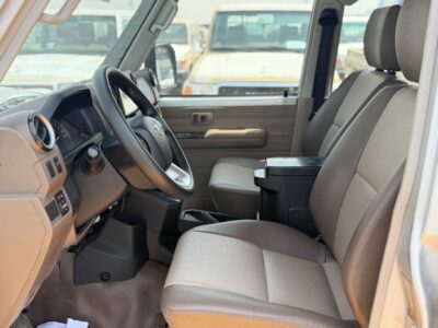 2024 Toyota Land Cruiser 79 4.0 Litres V6 Petrol Engine Silver Grey Pickup Truck Automatic DC