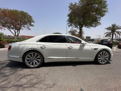 2022 Bentley Flying Spur 4.0 Litres V8 Petrol Engine White Red Sedan Japanese Specs