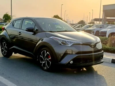 2018 Toyota C-HR XLE Premium 2.0L 4-Cylinder Petrol Engine Grey Black SUV US Specs