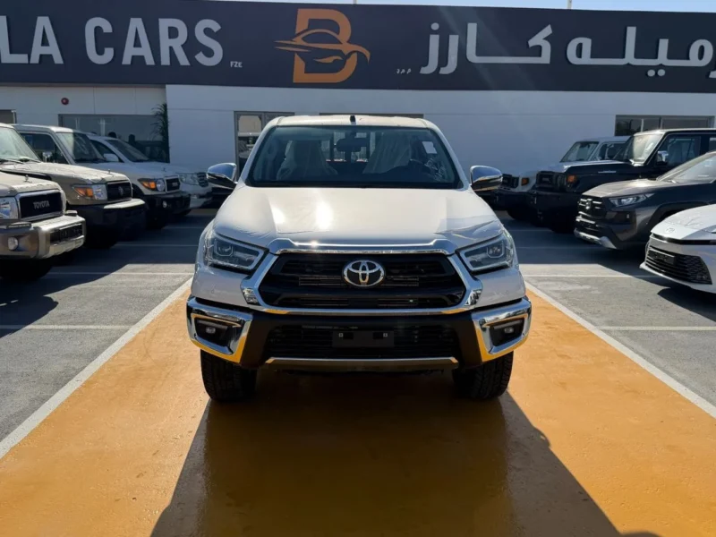 2026 Toyota Hilux SR5 S-GLX 2.8 Litres 4 Cylinders Diesel Engine White Red Pickup Truck GCC