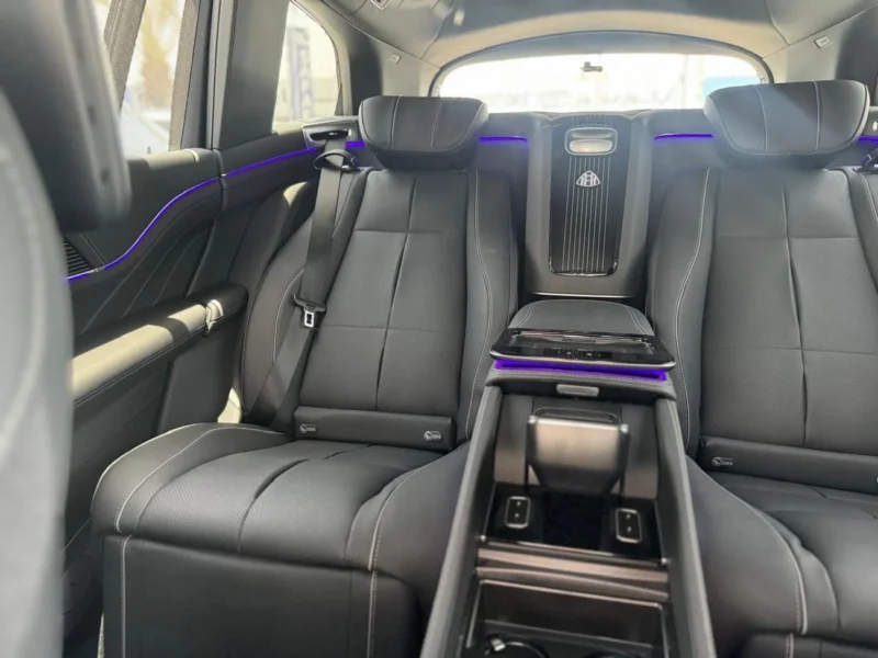 2024 Mercedes Maybach GLS600 4.0-liter Twin-turbocharged V8 Engine White Black SUV