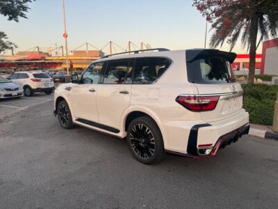 2021 NISSAN PATROL XE UPGRADE TO NISMO 4.0 Litres 6 Cylinders Engine White Red SUV