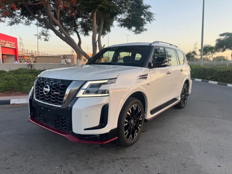 2021 NISSAN PATROL XE UPGRADE TO NISMO 4.0 Litres 6 Cylinders Engine White Red SUV