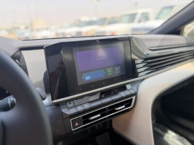 2026 Toyota Camry GLE Hybrid 2.5 Litres 4-cylinder Engine White Beige Sedan GCC Specs Automatic