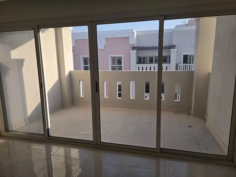 Centurion Residences 1,496 sqft Spacious 2 Bed for SALE | DIP | Rented |