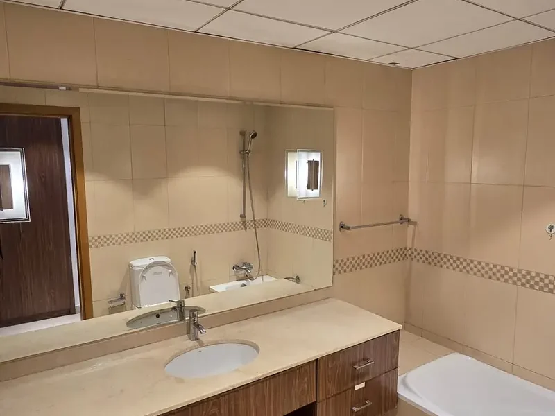 1,641 sqft Centurion Residence Superb 2 Bed + Maid | DIP | 2Balconies | Car Parking | Vacant