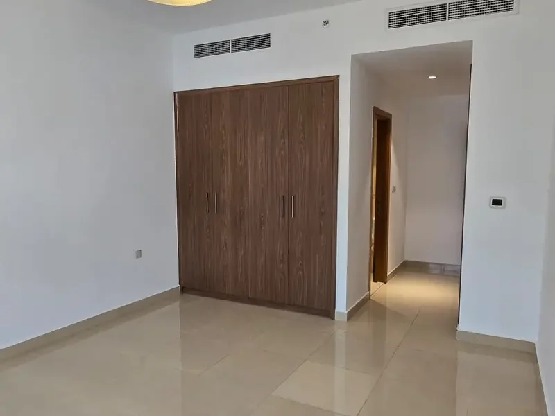 1,641 sqft Centurion Residence Superb 2 Bed + Maid | DIP | 2Balconies | Car Parking | Vacant