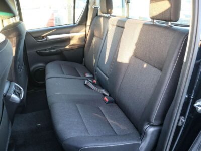 2026 Toyota Hilux DC MT 2.7 L 4-cylinder Petrol Dual VVT-i Engine Black Pickup Truck GCC