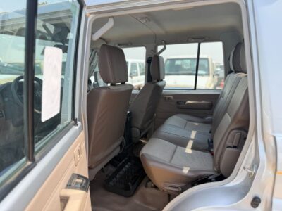 2024 Toyota Land Cruiser 79 4.0 Litres V6 Petrol Engine Silver Grey Pickup Truck Automatic DC