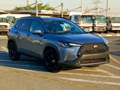 2022 Toyota Corolla Cross LE 2.0L 4-cylinder Petrol Engine Blue Black SUV US Specs