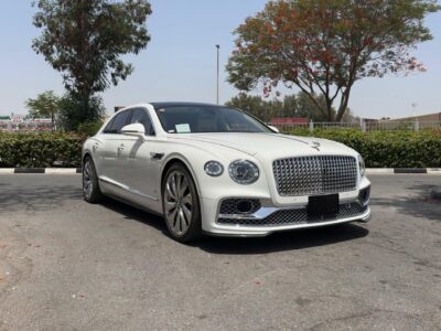 2022 Bentley Flying Spur 4.0 Litres V8 Petrol Engine White Red Sedan Japanese Specs