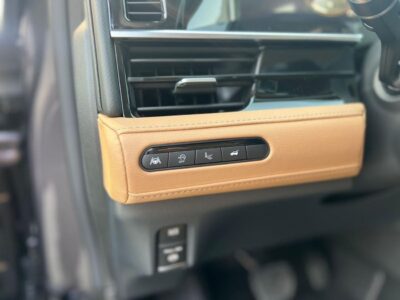 2026 Infiniti QX80 SENSORY BENCH CHAIRS 3.5 Litres 6 Cylinders Petrol Engine Black Tan SUV