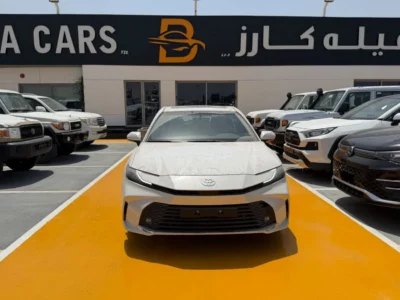 2026 Toyota Camry GLE Hybrid 2.5 Litres 4-cylinder Engine White Beige Sedan GCC Specs Automatic