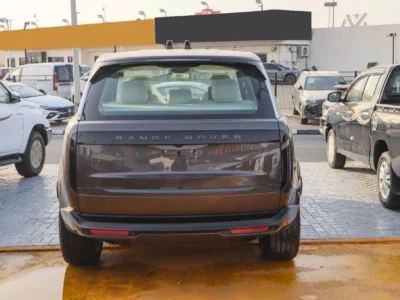 2026 Land Rover Range Rover HSE P400 3.0L Inline 6-Cylinder Turbocharged Brown White SUV