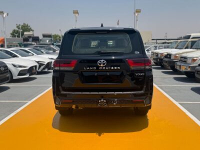 2026 Toyota Land Cruiser VXR 4.0 Litres 6 Cylinders Petrol Engine Black Beige SUV GCC Specs