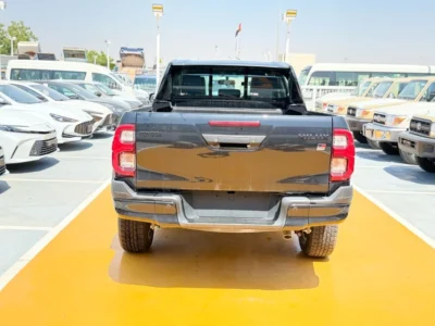 2026 Toyota Hilux GR SPORT 4.0 litres V6 Petrol Engine Black Pickup Truck GCC Specs Automatic