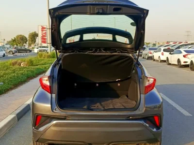 2018 Toyota C-HR XLE Premium 2.0L 4-Cylinder Petrol Engine Grey Black SUV US Specs