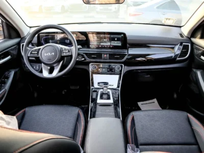 2025 Kia Seltos EX GLS MID Option1.5 Litres MPI 4 Cylinders Petrol Engine White Black SUV