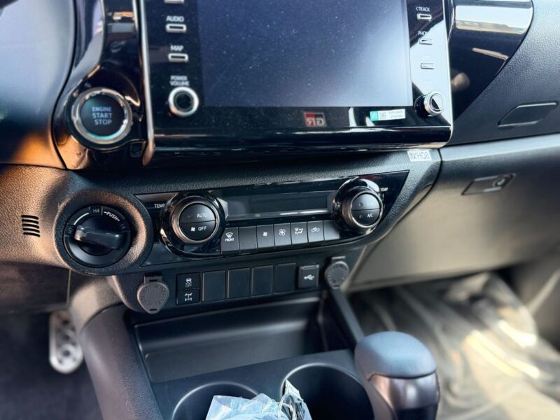 2026 Toyota Hilux GR SPORT 4.0 litres V6 Petrol Engine Black Pickup Truck GCC Specs Automatic
