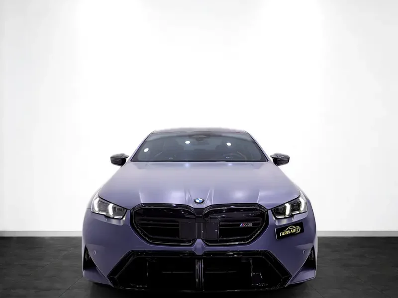 2026 BMW M5 Standard 8 Cylinder Engine Grey Black Sedan GCC Specs FULL CARBON PACKAGE