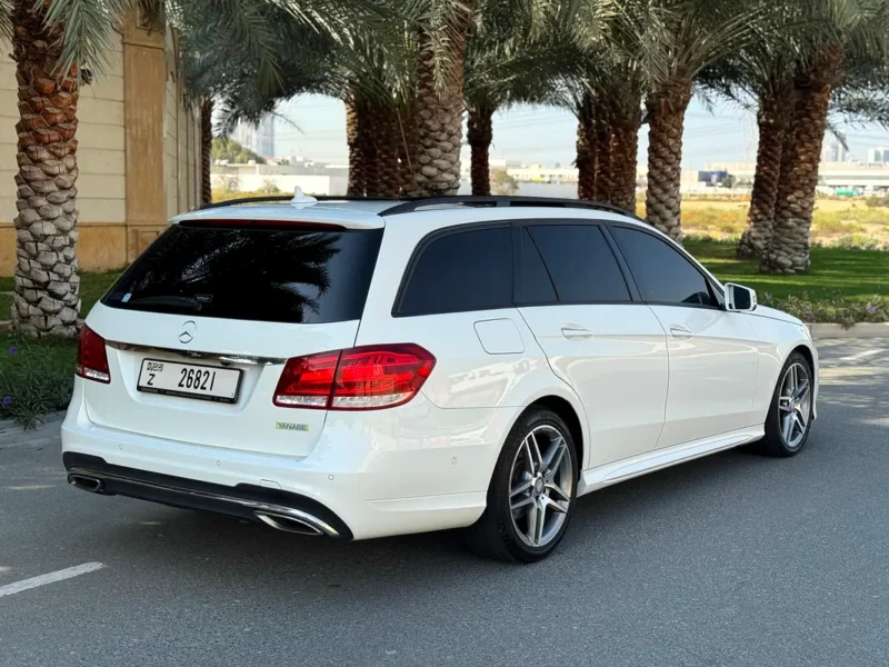 2013 Mercedes-Benz E-Class E 300 3.5 Litres V6 Petrol Engine White Black Wagon Automatic
