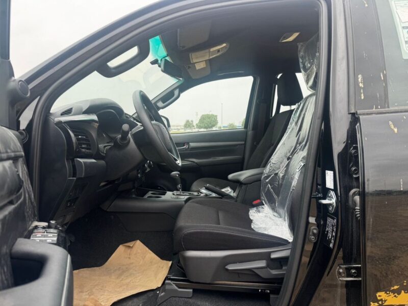 2026 TOYOTA HILUX ADVENTURE 4.0 Litres 6 Cylinders Petrol Engine Black Pickup Truck GCC