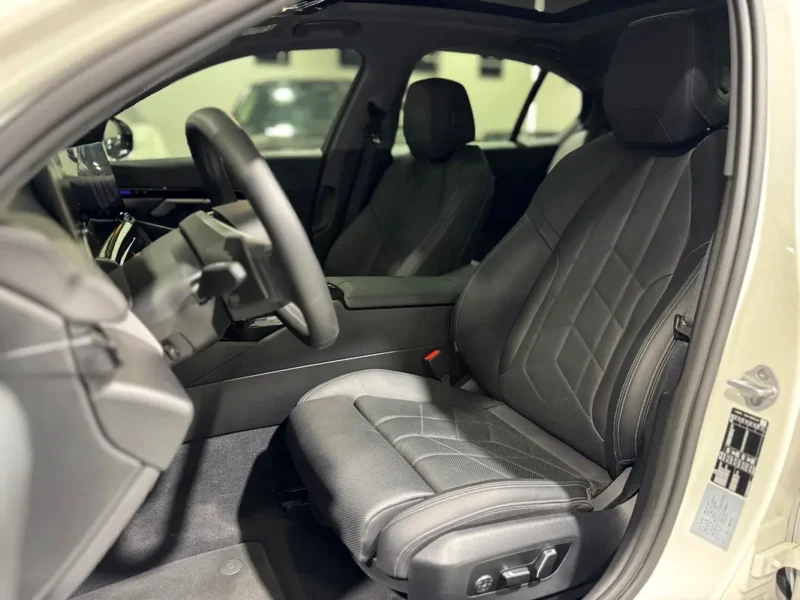 2024 BMW 5-Series 520i M Sport 4 Cylinders Petrol Engine White Black Sedan Korean Specs