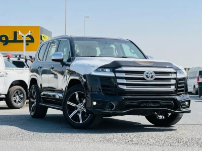 2022 Toyota Land Cruiser GXR 4.0 Litres 6 Cylinders Petrol Engine Black Beige SUV GCC Specs