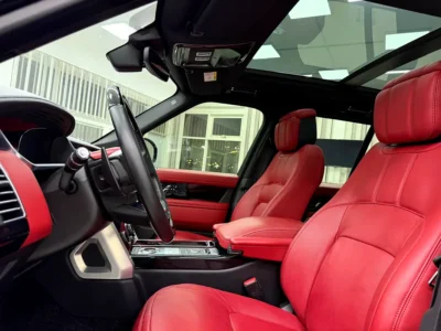 2019 Land Rover Range Rover Vogue SE 8 Cylinders Petrol Engine Black Red SUV GCC Specs