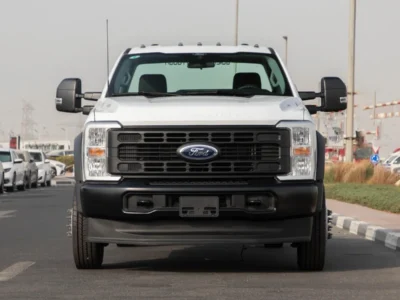 2024 Ford F550 XL Super Duty 145 WB Chassis Cab 6.7L Turbo Diesel V8 White Black Pickup