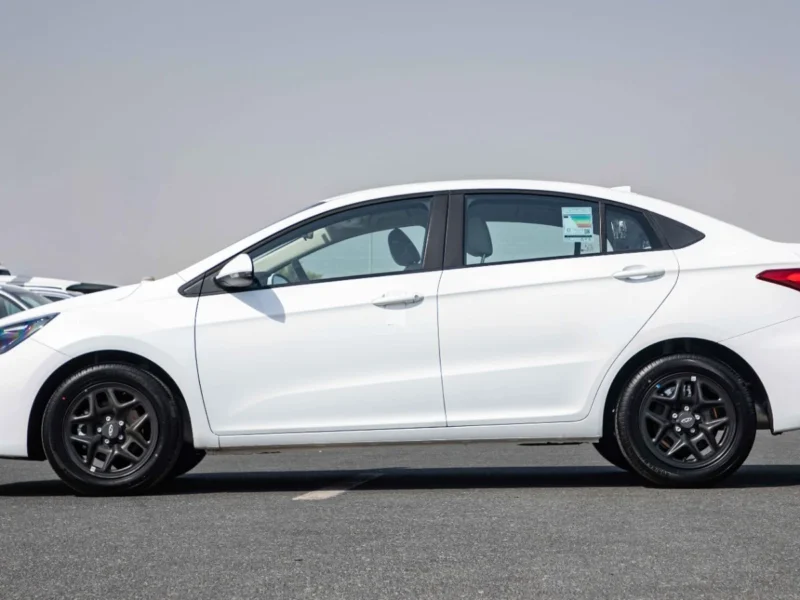 2026 Chery Arrizo 5 STD PLUS 1.5L Naturally Aspirated 4-Cylinder Engine White Beige Sedan