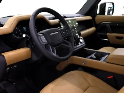2026 Land Rover Defender 90 SE P30 4 Cylinders Engine Green Tan SUV Luxury Off-Roader