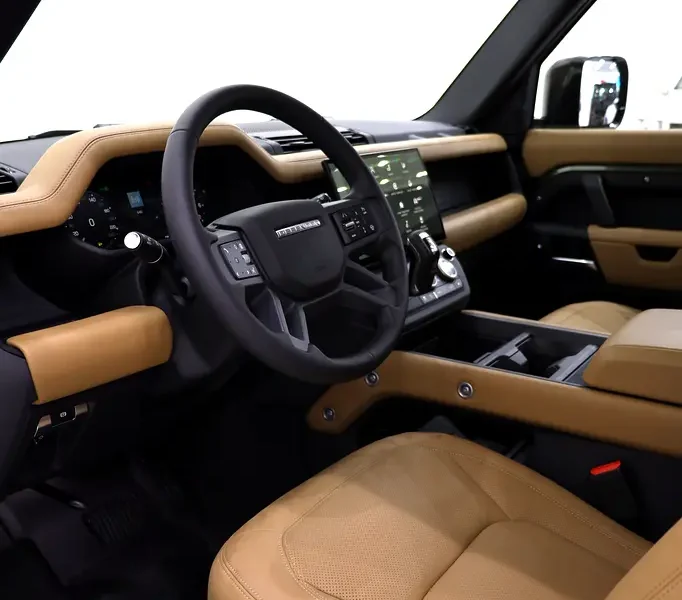 2026 Land Rover Defender 90 SE P30 4 Cylinders Engine Green Tan SUV Luxury Off-Roader