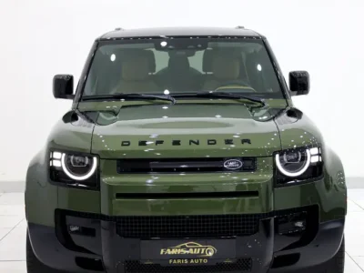 2026 Land Rover Defender 90 SE P30 4 Cylinders Engine Green Tan SUV Luxury Off-Roader