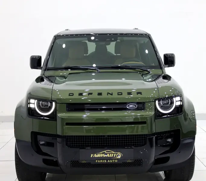 2026 Land Rover Defender 90 SE P30 4 Cylinders Engine Green Tan SUV Luxury Off-Roader