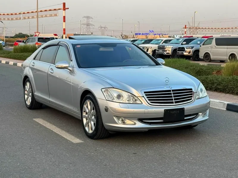 2008 Mercedes-Benz S-Class S 500 8 Cylinders Petrol Engine Silver Black Sedan Japanese Specs