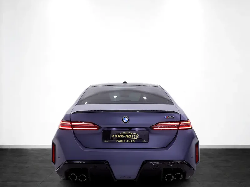 2026 BMW M5 Standard 8 Cylinder Engine Grey Black Sedan GCC Specs FULL CARBON PACKAGE