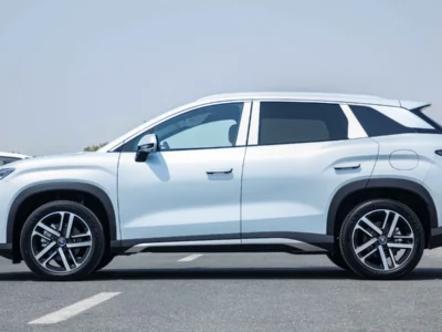 2025 BYD Song L DM‑i 160KM Superior Edition 1.5L Hybrid 4 Cylinders Engine Blue Tan SUV