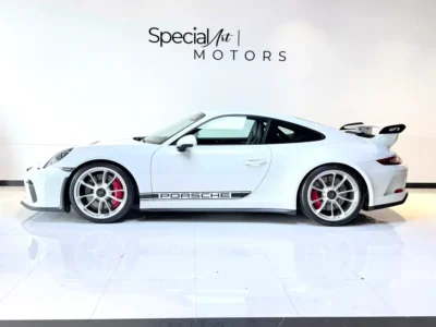 2018 Porsche 911 GT3 6 Cylinders Petrol Engine White Black Coupe Japanese Specs Automatic
