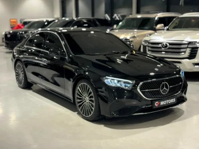2025 Mercedes-Benz E-Class E 200 4 Cylinders Petrol Engine Black White Sedan Korean Specs