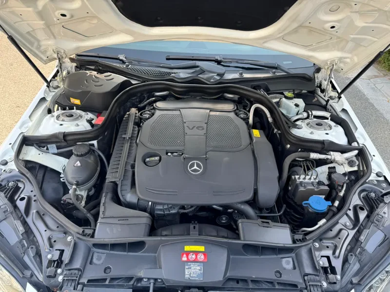 2013 Mercedes-Benz E-Class E 300 3.5 Litres V6 Petrol Engine White Black Wagon Automatic
