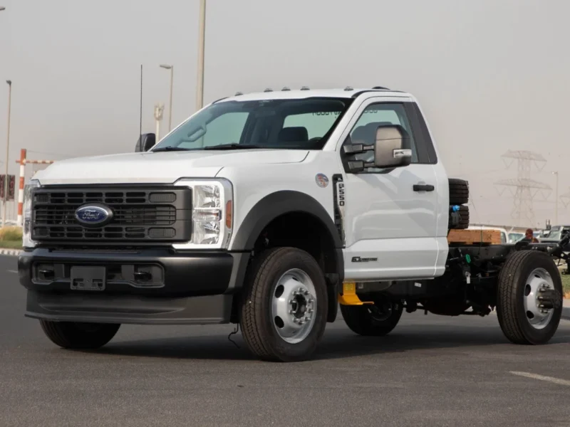 2024 Ford F550 XL Super Duty 145 WB Chassis Cab 6.7L Turbo Diesel V8 White Black Pickup