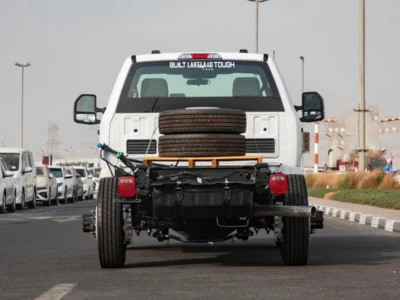 2024 Ford F550 XL Super Duty 145 WB Chassis Cab 6.7L Turbo Diesel V8 White Black Pickup
