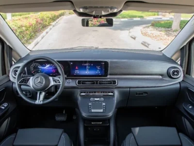 2026 Mercedes-Benz V300 Avantgarde+ Extra Long 2.0L Turbocharged 4-Cylinder Black Van