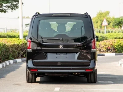 2026 Mercedes-Benz V300 Avantgarde+ Extra Long 2.0L Turbocharged 4-Cylinder Black Van