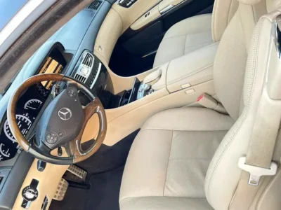 2011 Mercedes-Benz CL-Class CL 550 8 Cylinders Engine Black Beige Coupe Pristine Condition