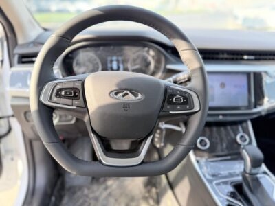 2025 Chery Arrizo 5 Comfort 1.5 Litres 4 Cylinders Petrol Engine White Black Sedan Chinese Specs