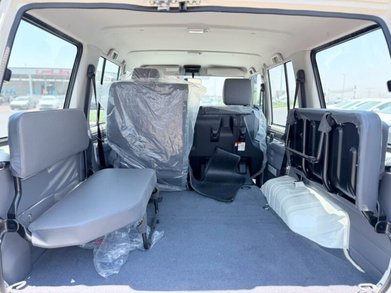 2026 Toyota Land Cruiser 70 LC 78 HARDTOP 2.8 Litres 4 Cylinders Engine White Grey SUV GCC