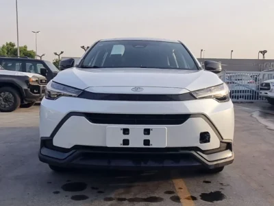 2026 TOYOTA FRONTLANDER Luxury 2.0L 4 Cylinders Hybrid Engine White Black SUV Chinese Specs